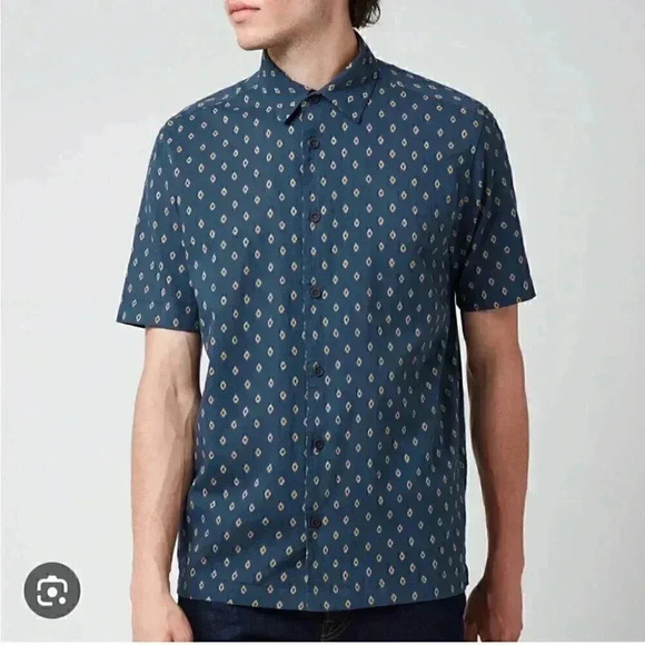 Ted Baker Men's Ginton casual button down Diamond Gio Short Sleeve Navy Shirt 6 - Picture 1 of 5